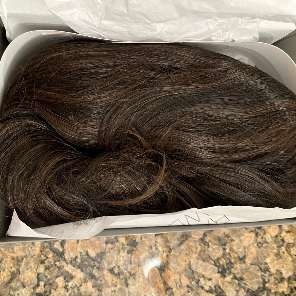 Raquel Welch Selfie Mode Wig
